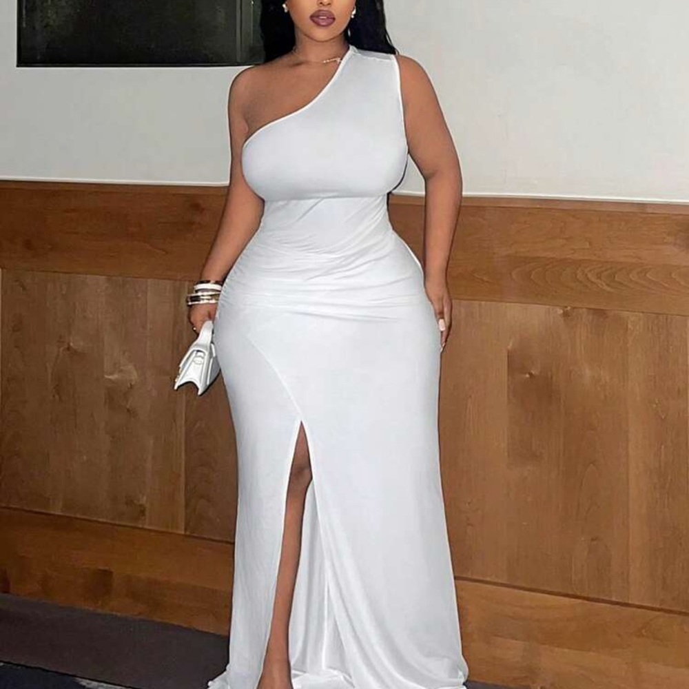 Elegant White One-Shoulder Dress